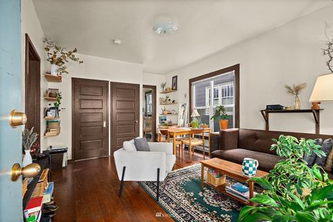 3832 Eastern Ave N, Seattle, WA 98103 photo 23