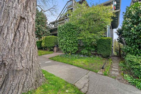 3832 Eastern Ave N, Seattle, WA 98103 photo 7