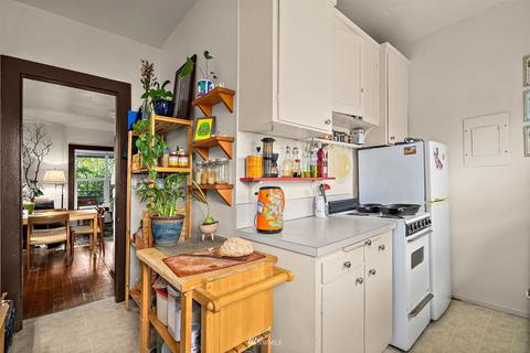 3832 Eastern Ave N, Seattle, WA 98103 photo 14