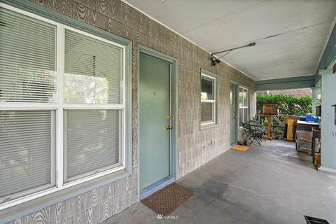 3832 Eastern Ave N, Seattle, WA 98103 photo 10