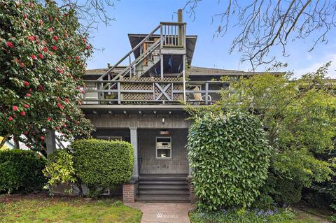 3832 Eastern Ave N, Seattle, WA 98103 photo 1