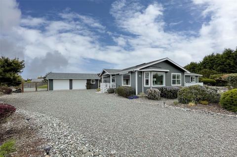 91 Peterson St, Sequim, WA 98382 photo 2