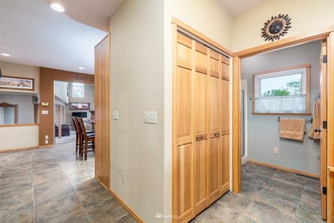 2096 Hampton Rd, Everson, WA 98247 photo 5