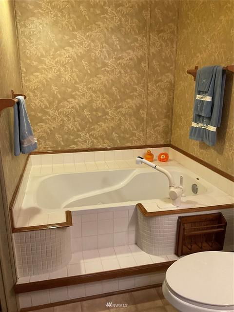 12804 NE 199th St, Bothell, WA 98011 photo 15