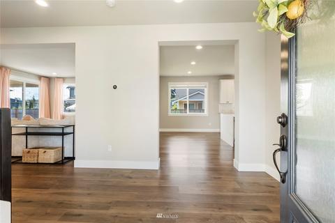 14712 73rd St E, Sumner, WA 98390 photo 3