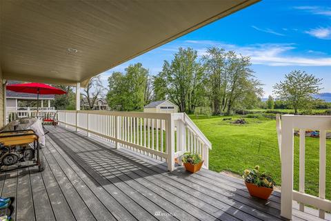 539 E 3rd St, Sumas, WA 98295 photo 33