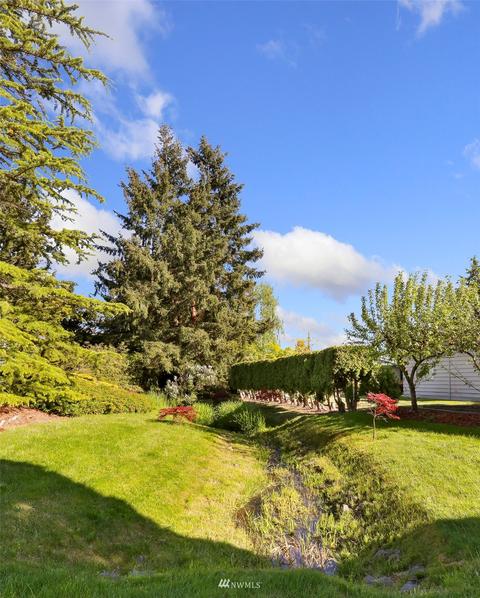 23627 Lake Dr E, Bothell, WA 98021 photo 28