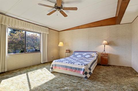 23627 Lake Dr E, Bothell, WA 98021 photo 11