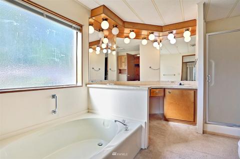 23627 Lake Dr E, Bothell, WA 98021 photo 15