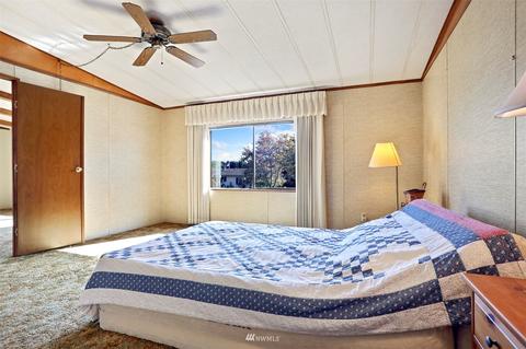 23627 Lake Dr E, Bothell, WA 98021 photo 13