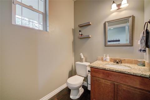 717 182nd St E, Spanaway, WA 98387 photo 8