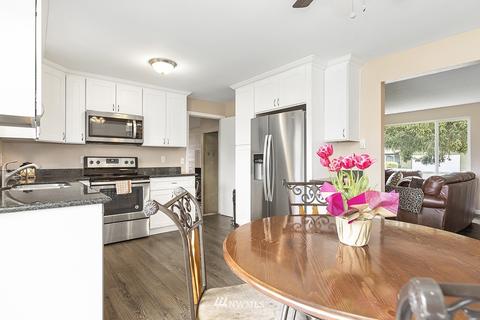 17016 18th Ave E, Spanaway, WA 98387 photo 4