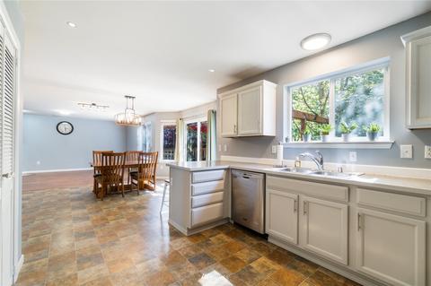 20314 59th Ave E, Spanaway, WA 98387 photo 9