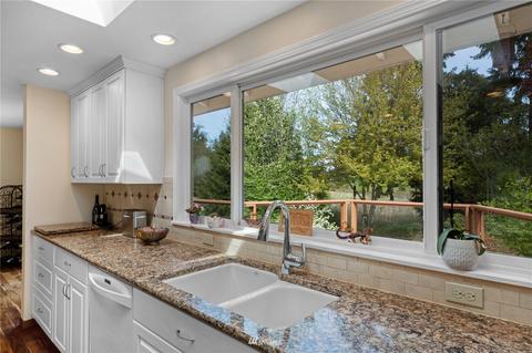 17515 24th Ave SE, Bothell, WA 98012 photo 10