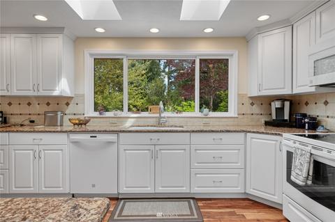 17515 24th Ave SE, Bothell, WA 98012 photo 9