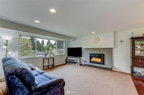 22028 5th Ave W, Bothell, WA 98021 photo 2