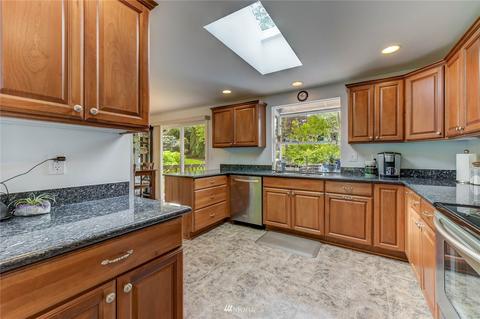 22028 5th Ave W, Bothell, WA 98021 photo 6