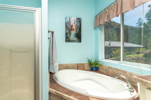 369 Strada Della Vis, Chelan, WA 98816 photo 17