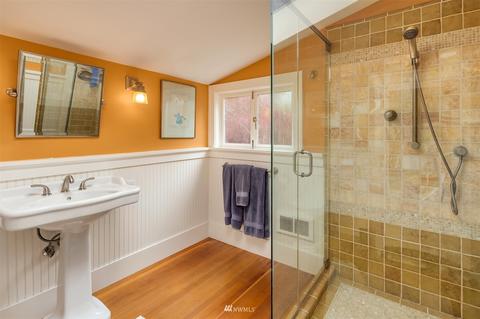 202 36th Ave E, Seattle, WA 98112 photo 16
