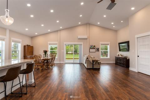 4899 G Loop Rd, Bow, WA 98232 photo 18