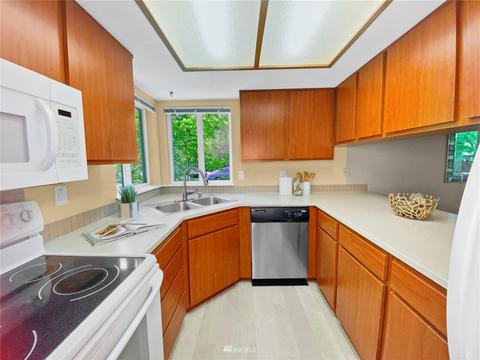 18429 20th Dr SE, Bothell, WA 98012 photo 5