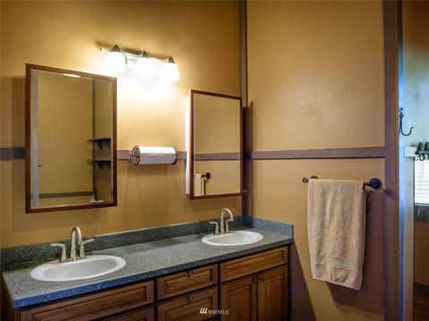 80 E Harley Dr, Grapeview, WA 98546 photo 16