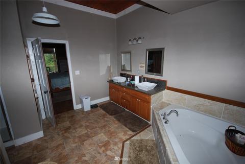 80 E Harley Dr, Grapeview, WA 98546 photo 19