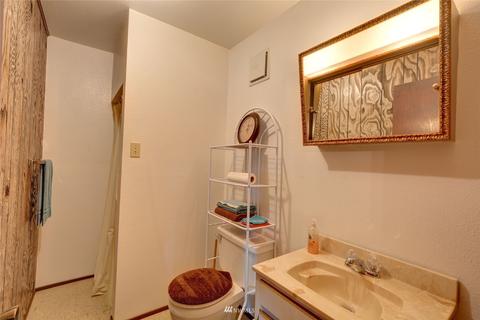 10817 152nd St, Bothell, WA 98011 photo 16
