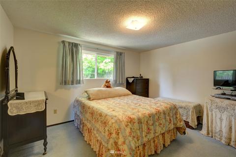 10817 152nd St, Bothell, WA 98011 photo 11