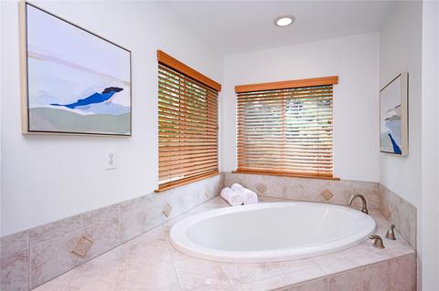 9820 NE 200th St, Bothell, WA 98011 photo 25