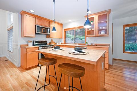 9820 NE 200th St, Bothell, WA 98011 photo 13