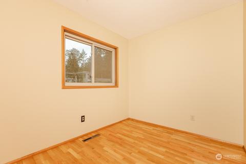 2307 Beech Ave, Steilacoom, WA 98388 photo 17