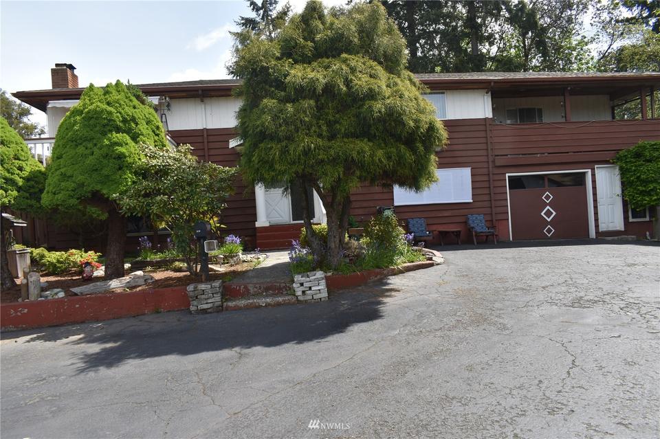  819 Sheridan Rd, Bremerton, WA 98310 photo 1