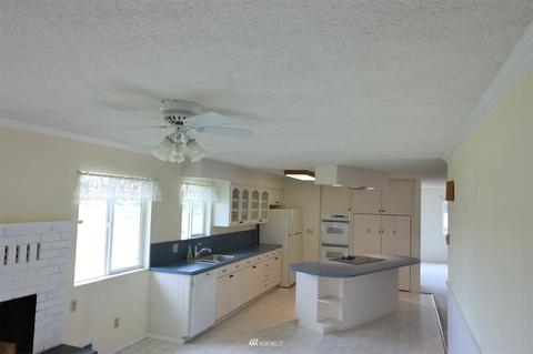 221 Thornton Dr, Sequim, WA 98382 photo 7