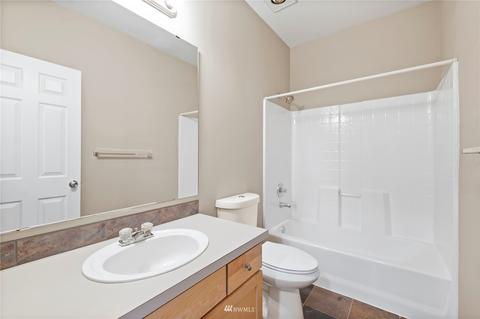 2009 196th St SE #D201, Bothell, WA 98012 photo 20