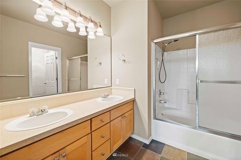 2009 196th St SE #D201, Bothell, WA 98012 photo 15