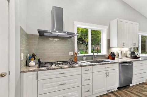 14417 29th St E, Sumner, WA 98390 photo 6