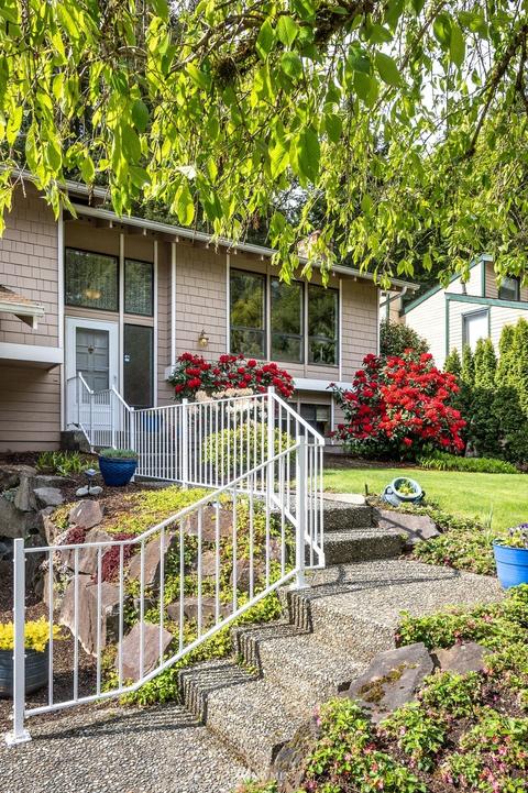 10625 NE 204th Pl, Bothell, WA 98011 photo 3