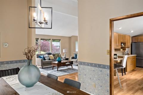 10625 NE 204th Pl, Bothell, WA 98011 photo 9