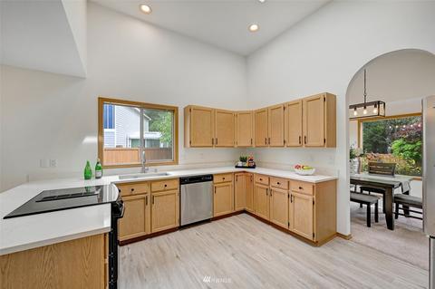 1422 243rd Pl SW, Bothell, WA 98021 photo 9