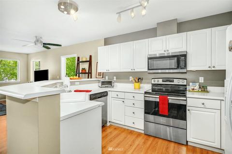 17426 Bothell Way NE #A202, Bothell, WA 98011 photo 8