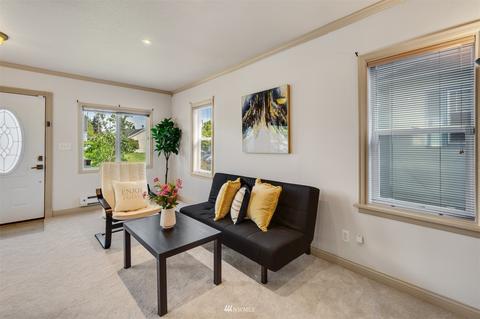 1028 Rockefeller Ave, Everett, WA 98201 photo 4