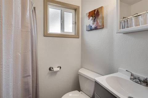 1028 Rockefeller Ave, Everett, WA 98201 photo 15