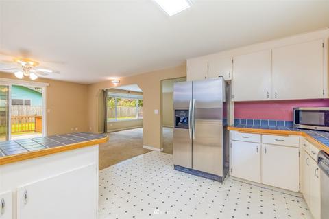 328 142nd St SE, Everett, WA 98208 photo 8