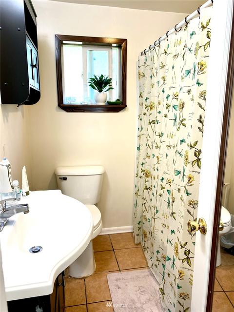 9232 NE 180th St, Bothell, WA 98011 photo 8