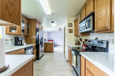 416 190th St E, Spanaway, WA 98387 photo 16