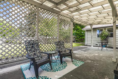 1045 E Maple St, Kent, WA 98030 photo 23