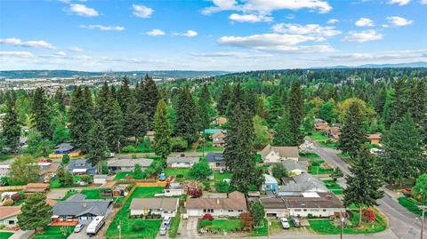 1045 E Maple St, Kent, WA 98030 photo 33