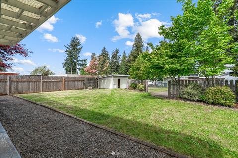 1045 E Maple St, Kent, WA 98030 photo 25