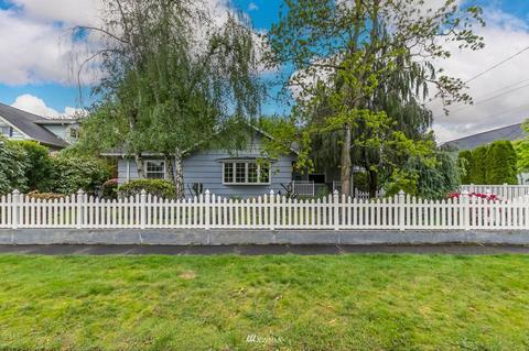 422 Sumner Ave, Sumner, WA 98390 photo 1